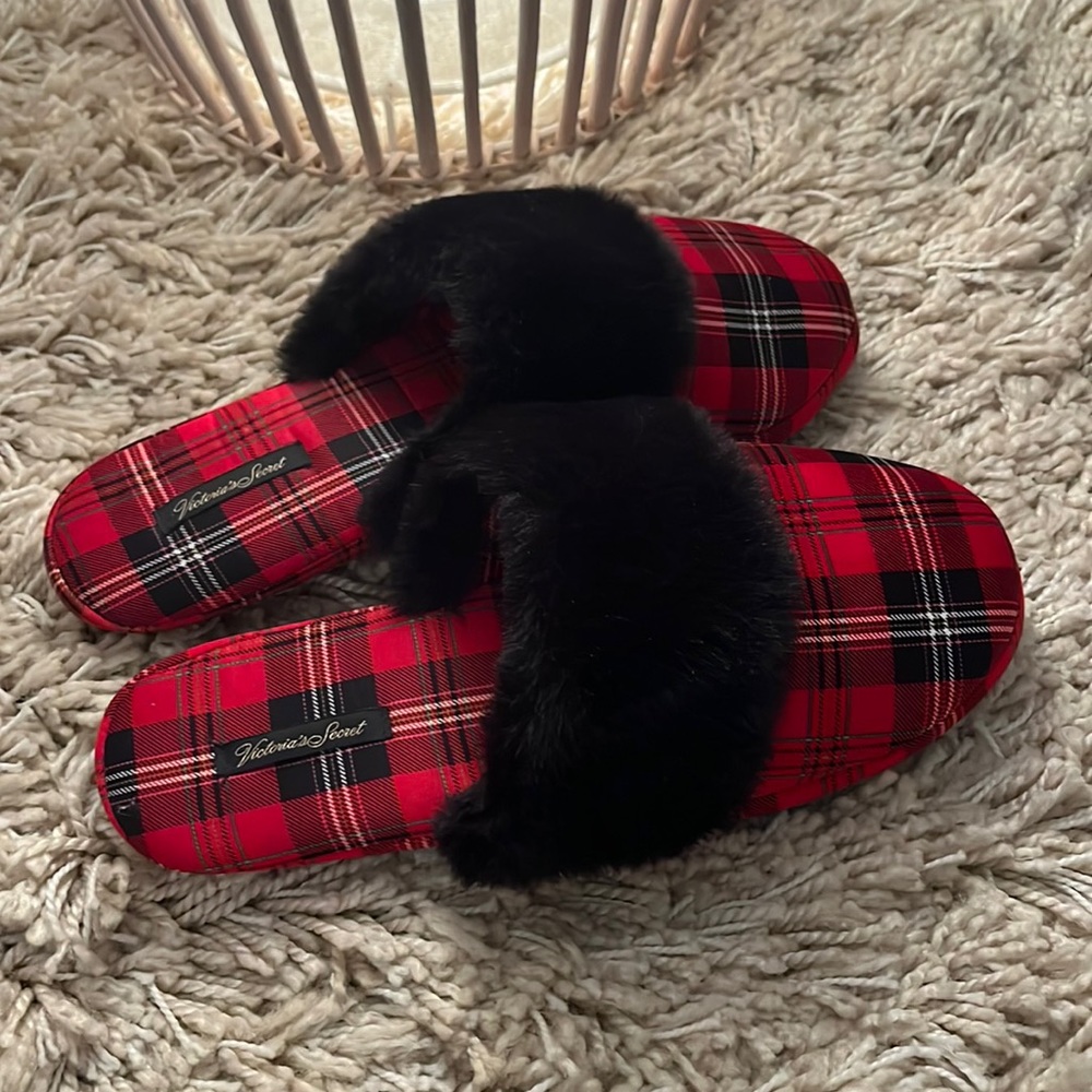 Victoria’s secret slippers! GREAT for Christmas!